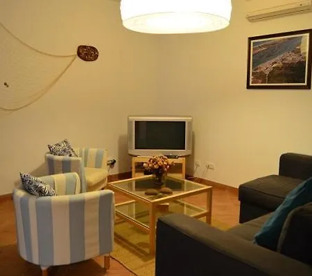 Santa Luzia Terrace Apartment